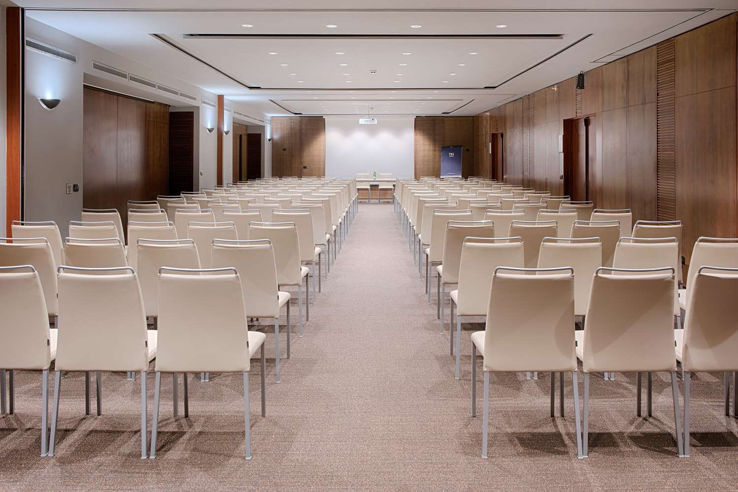 รูปสถานที่จัดงาน