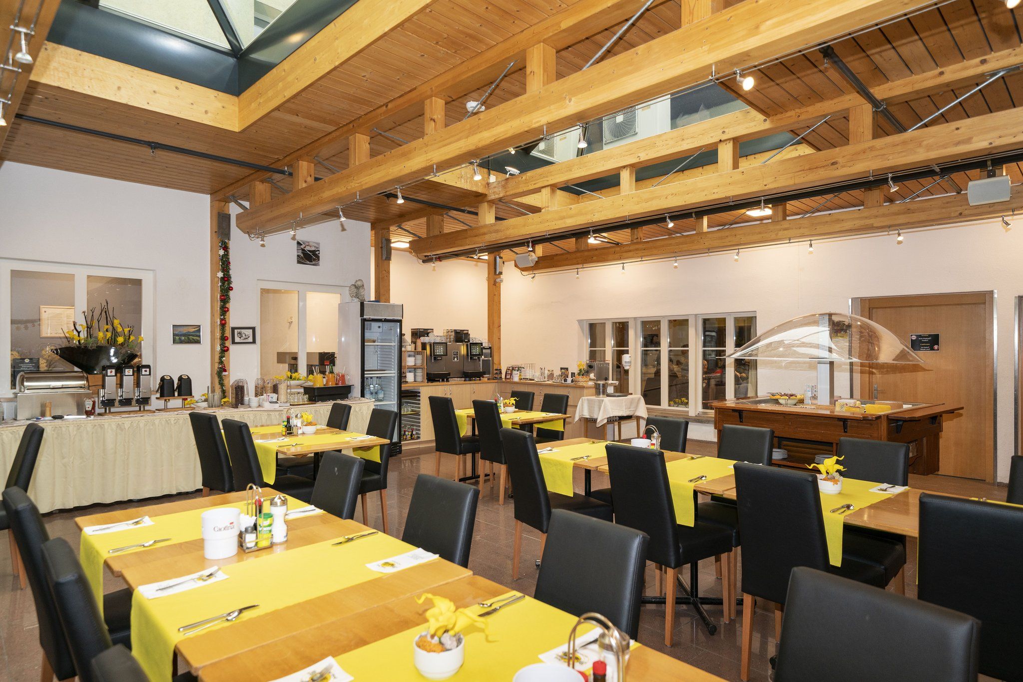 รูปสถานที่จัดงาน