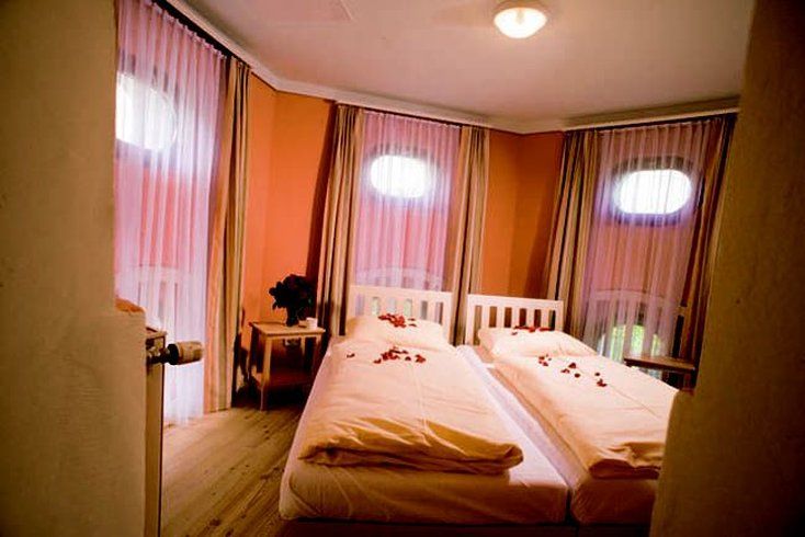 รูปสถานที่จัดงาน