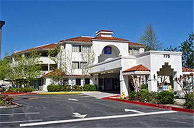 Motel 6 Sunnyvale North #1054 image