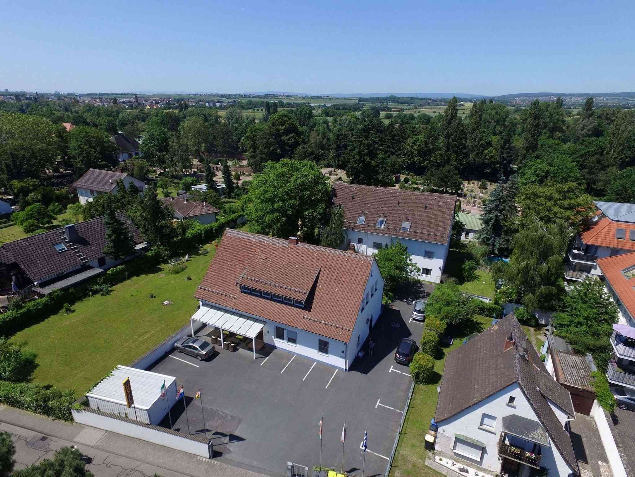 Hotel Attache в Raunheim, DE