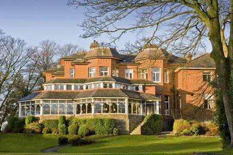 Macdonald Kilhey Court в Wigan, GB1