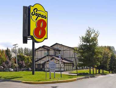 Super 8 by Wyndham Stroudsburg в East Stroudsburg, PA