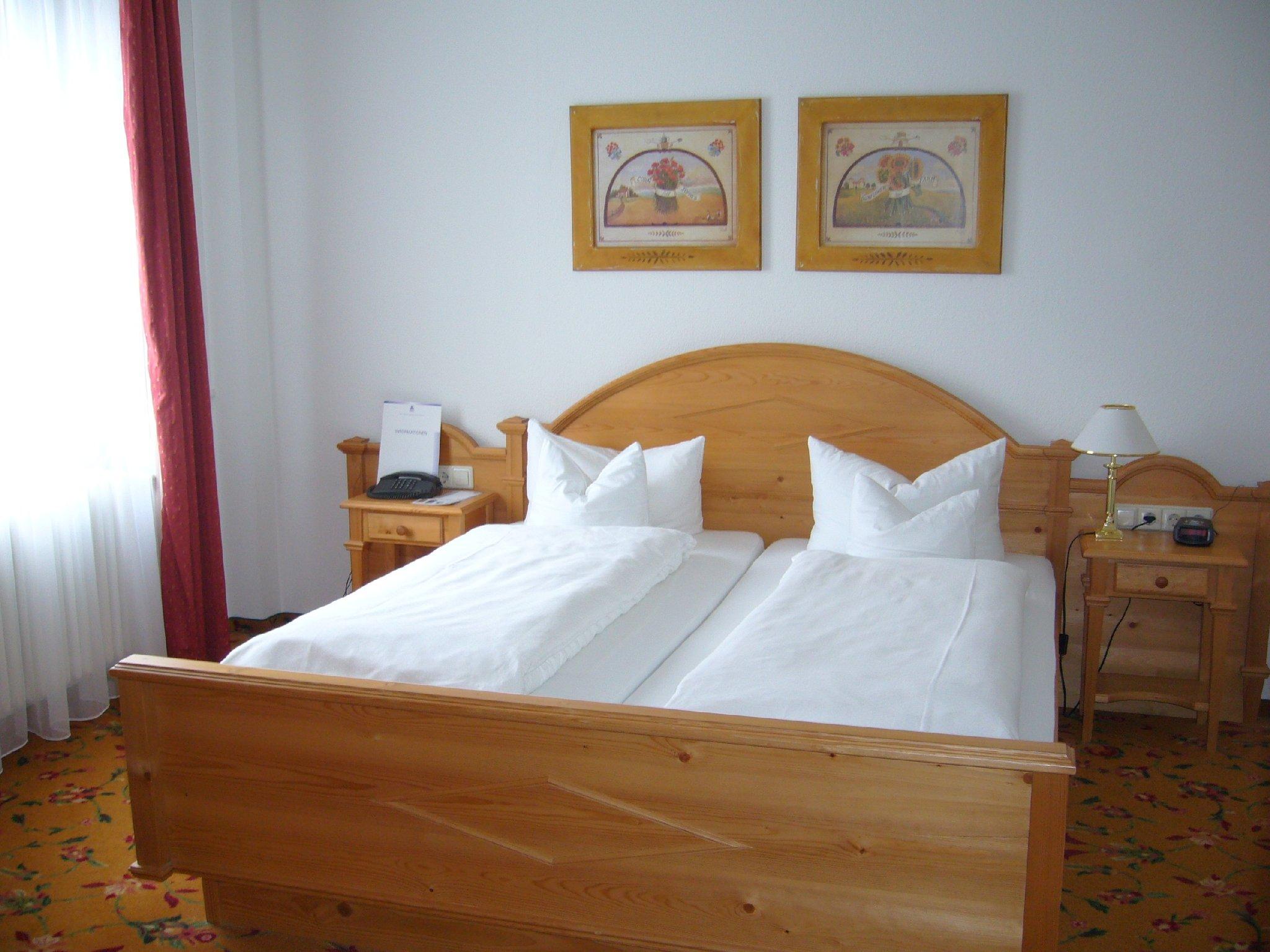 Flair Hotel Vier Jahreszeiten в Bad Urach, DE