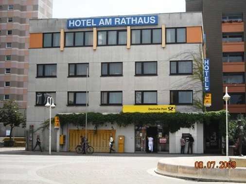 Fair Hotel am Rathaus в Schwalbach, DE
