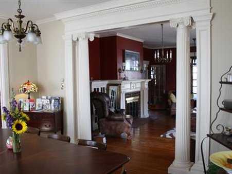 Olde Square Inn in Lancaster, PA