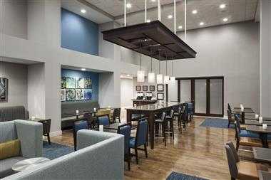 Hampton Inn & Suites Panama City Beach-Pier Park Area в Panama City Beach, FL