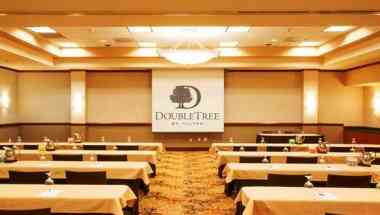 DoubleTree by Hilton San Francisco Airport North Bayfront a Brisbane, CA