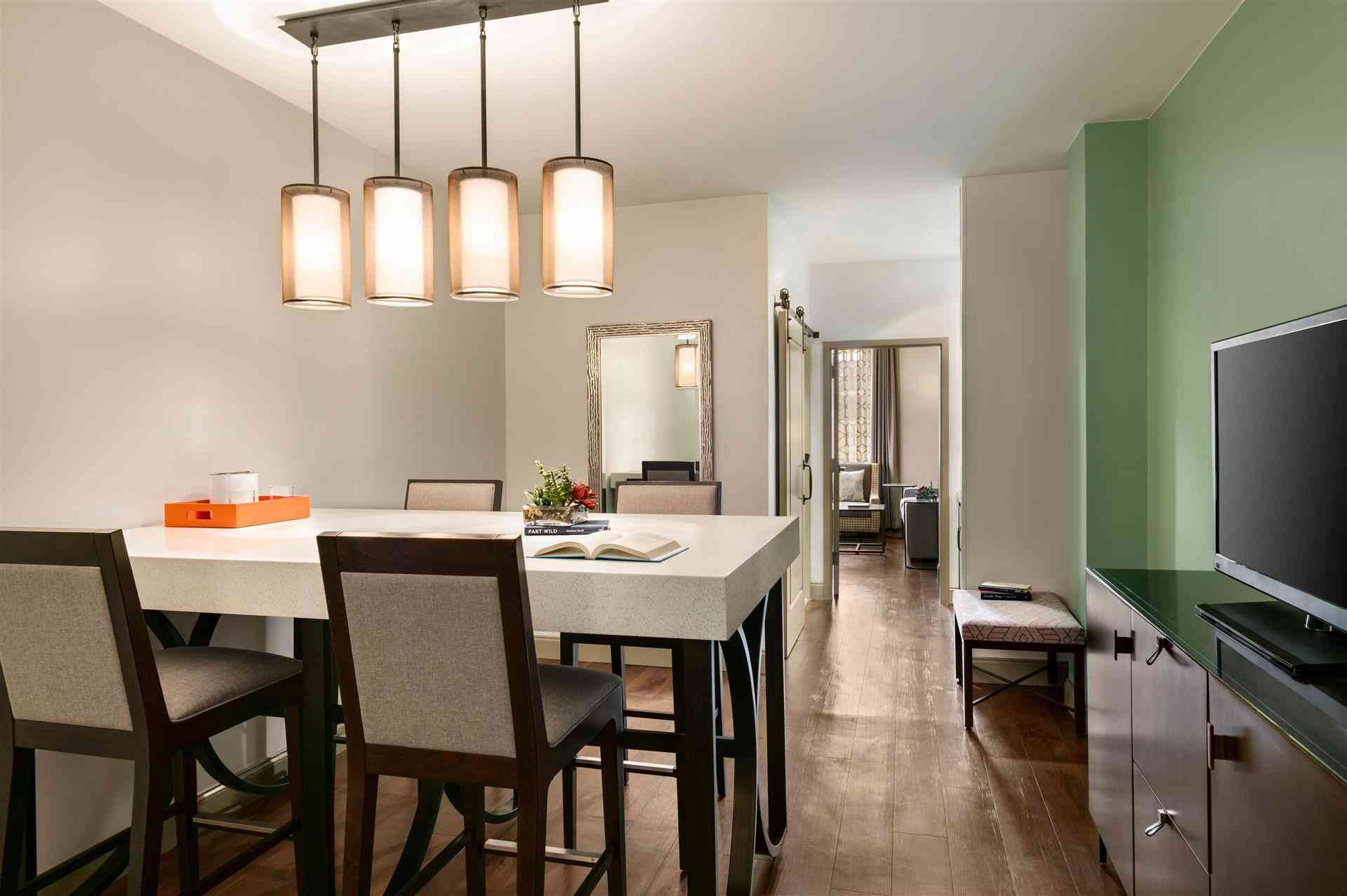 Hotel Indigo Savannah Historic District em Savana, GA