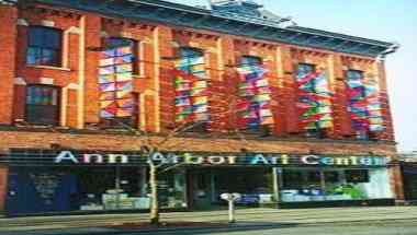 Ann Arbor Art Center в Ann Arbor, MI