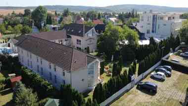 Ket Korona Conference and Wellness Hotel in Balatonszarszó, HU