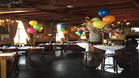 De Haven van Huizen à Huizen, NL