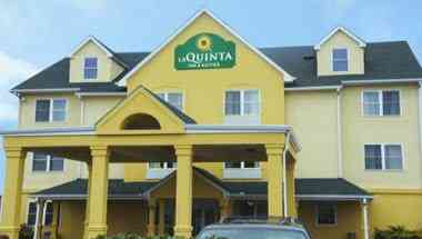 La Quinta Inn & Suites by Wyndham Lebanon em Lebanon, TN