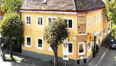 Gasthof Pension Gustav Martinek a Baden, AT