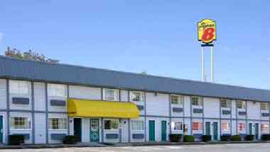 Super 8 by Wyndham Wooster à Wooster, OH