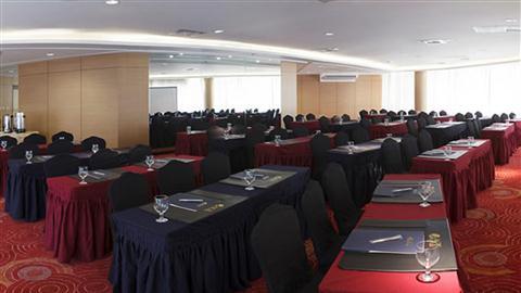 Ace Hotel & Suites i Pasig, PH