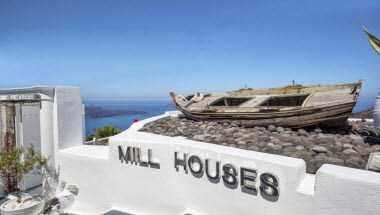 Mill Houses Studios & Suites в Santorini, GR