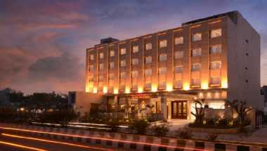 Park Ascent Hotel в Noida, IN