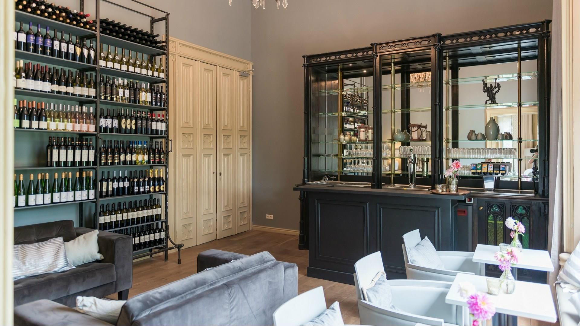 รูปสถานที่จัดงาน