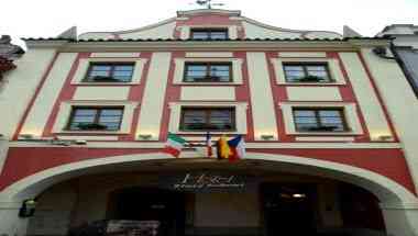 Hotel Zlaty Kohout в Mlada Boleslav, CZ