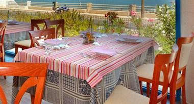 Hotel Riviera a Rodi Garganico, IT