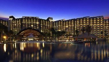 Hotel Pullman Oceanview Sanya Bay Resort & Spa image