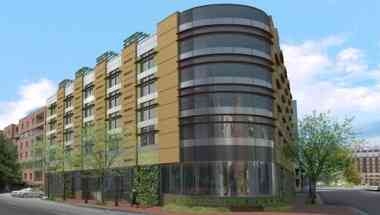 Hilton Garden Inn Alexandria Old Town National Harbor i Alexandria, VA