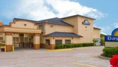 Days Inn by Wyndham Arlington en Arlington, TX