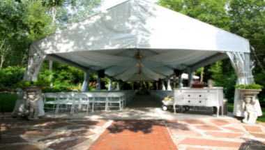 Trellis Outdoor Wedding Ceremonies a Stillwater, MN