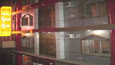 Hotel Sun City a Haridwar, IN