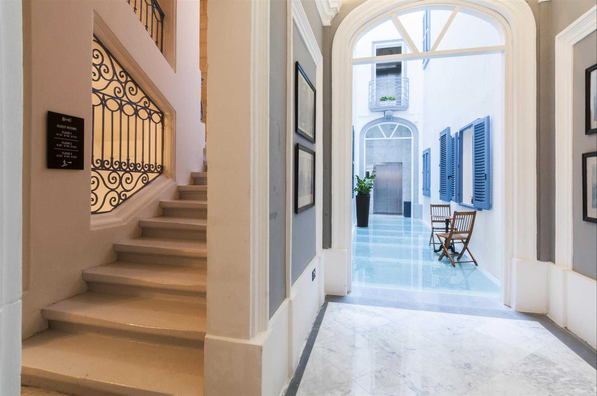 AX The Saint John à Valletta, MT