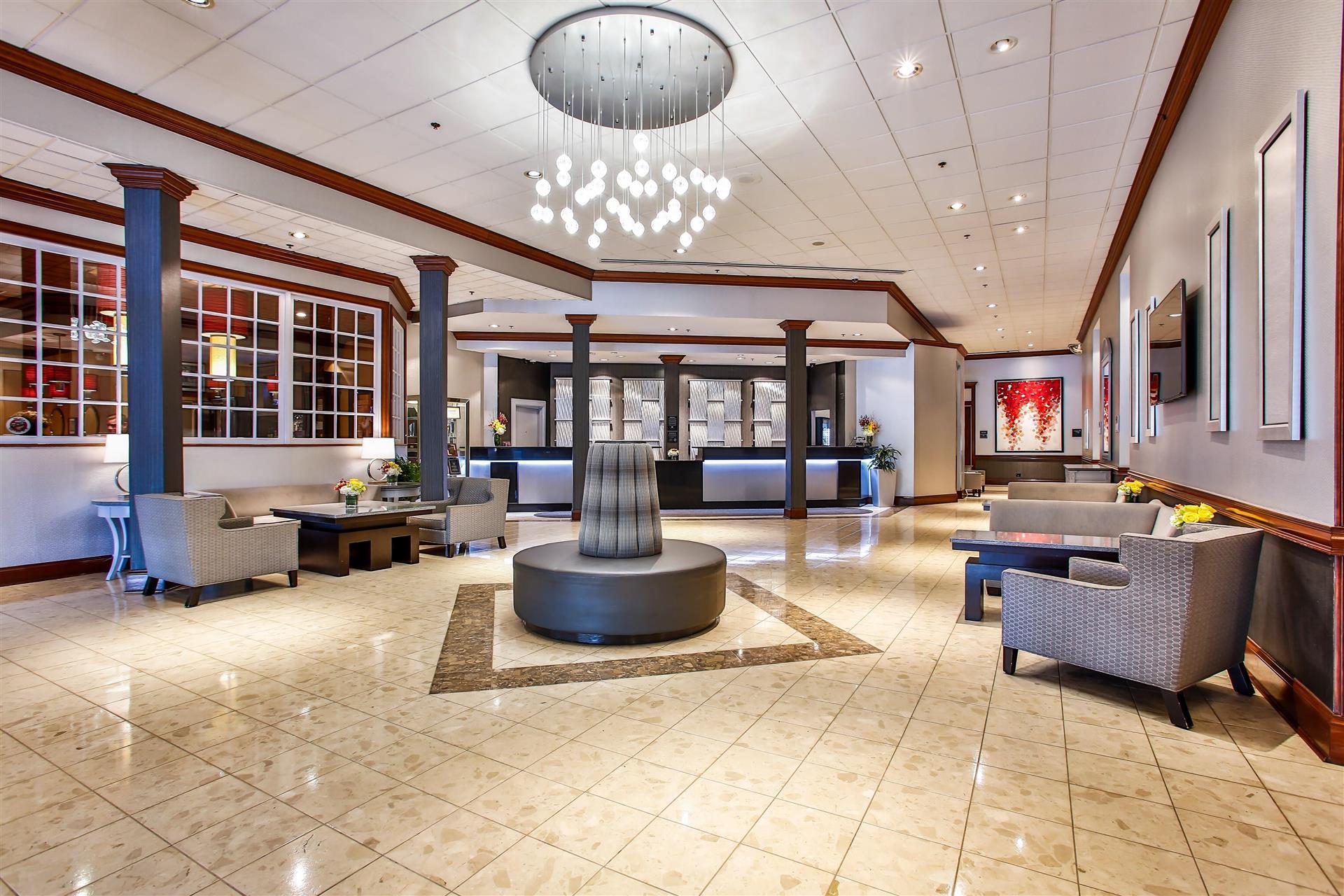 DoubleTree by Hilton Hotel Chicago - Alsip image