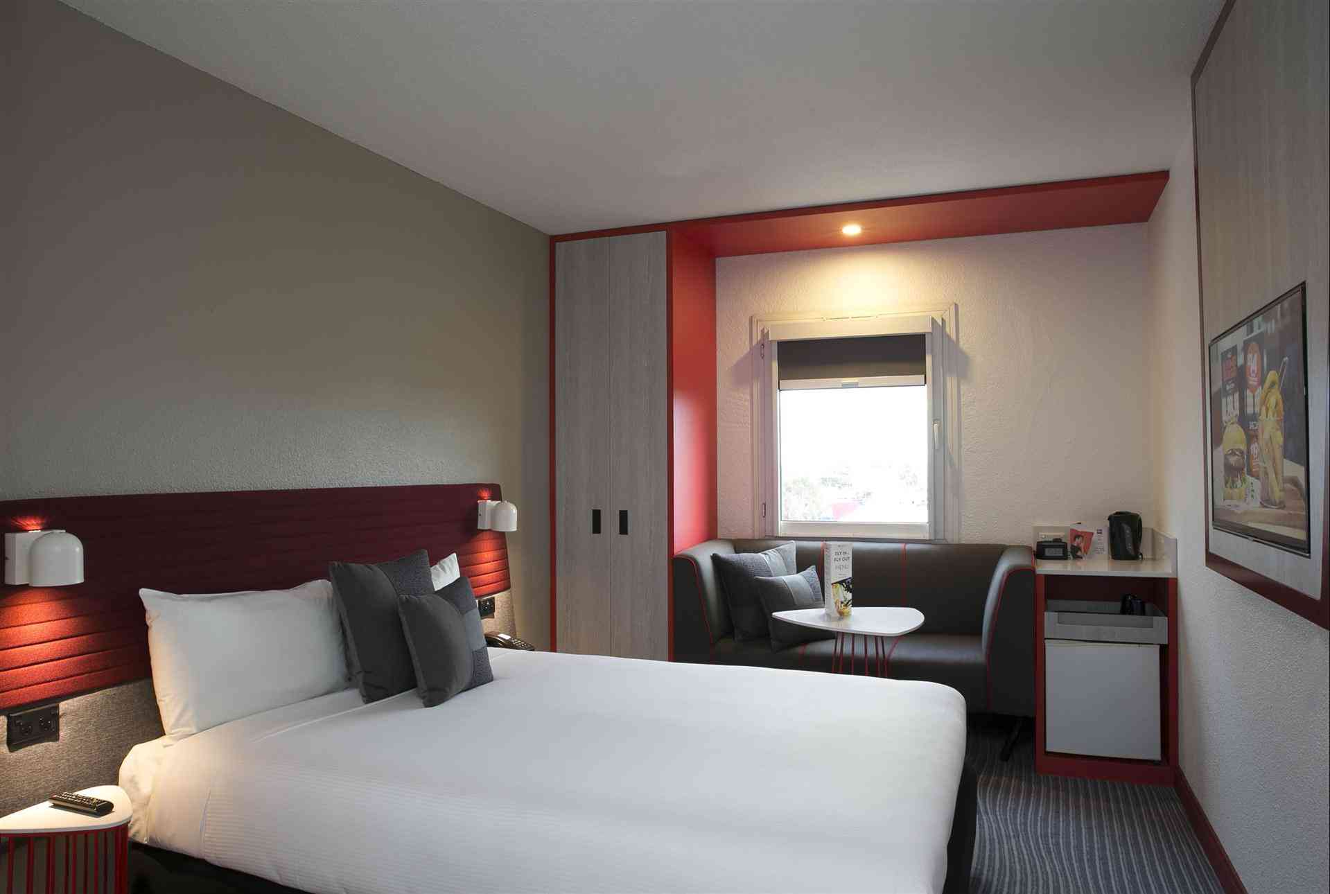 Hotel Ibis Sydney Airport в Sydney, AU