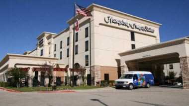 Hampton Inn & Suites Dallas-DFW ARPT W-SH 183 Hurst en Hurst, TX