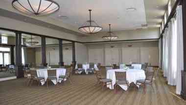 The Hawthorns Golf & Country Club i Fishers, IN