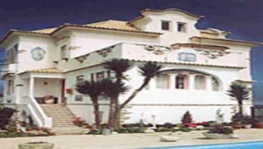 Casal St. Virginia в Azenhas do Mar, PT