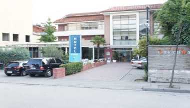 Bermon Hotel в Tirana, AL