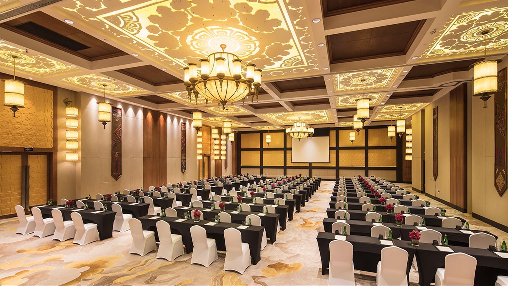 Banyan Tree Jiuzhaigou image