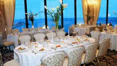 Chateau La Mer в Lindenhurst, NY