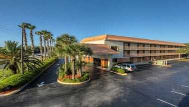 Quality Inn and Suites в St. Augustine Beach, FL