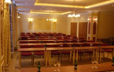 Hotel Royal en Latky, SK