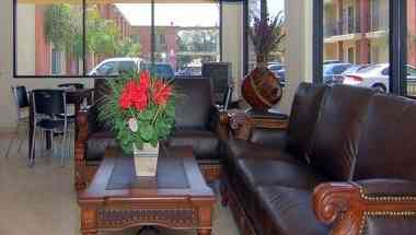 The American Inn & Suites в Pomona, CA