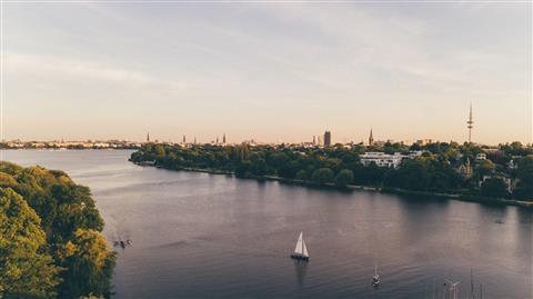 Maritime Schönheit trifft auf Charme am See