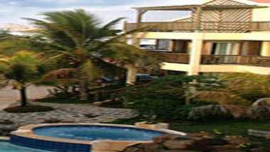 Hibiscus Beach Resort & Spa em Pereybere, MU