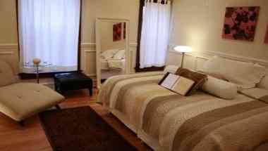 Ruby Room в Chicago, IL