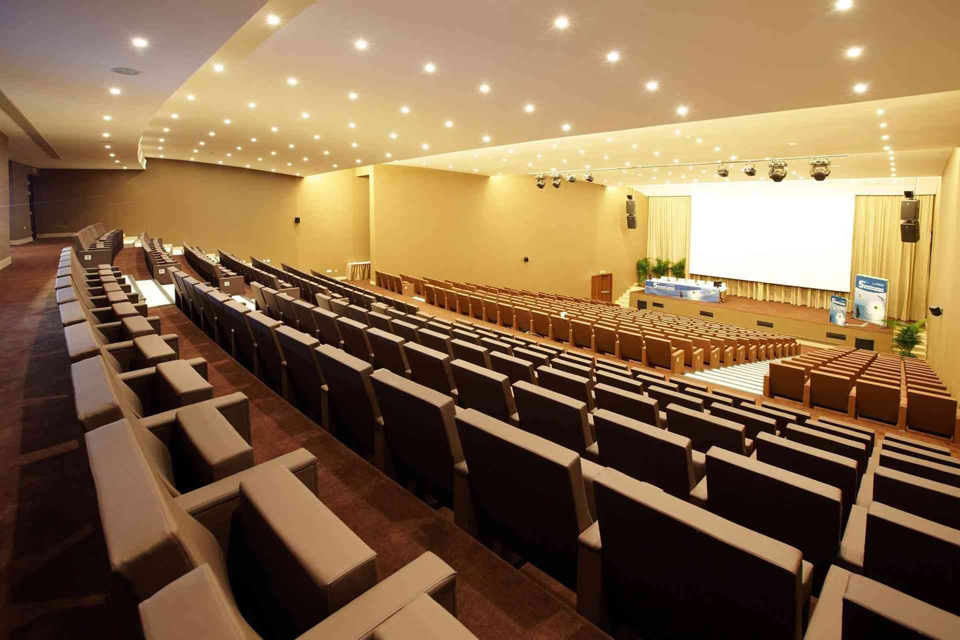 Algarve Tourism Bureau in Faro, PT