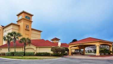 La Quinta Inn & Suites by Wyndham Panama City в Panama City, FL