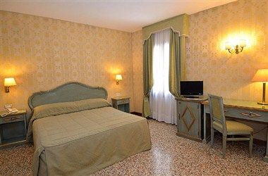 รูปสถานที่จัดงาน