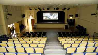 Battle Memorial Hall i Battle, GB1