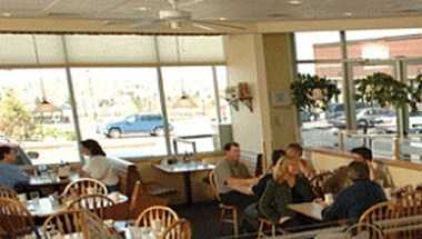 The Egg & I Restaurants - Carrollton в Carrollton, TX